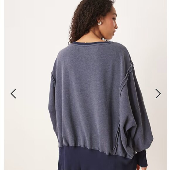 NWT XL We The Free People Graphic CAMDEN Sydney Navy Red Sweatshirt - Picture 4 of 12